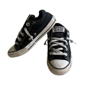 Converse Chuck Taylor All Star Sneaker Youth Size 2 Black White A01696F